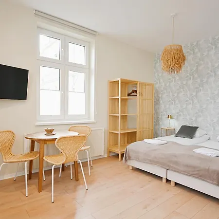 Apartment Victus Cosy Close To The In By Renters Sopot